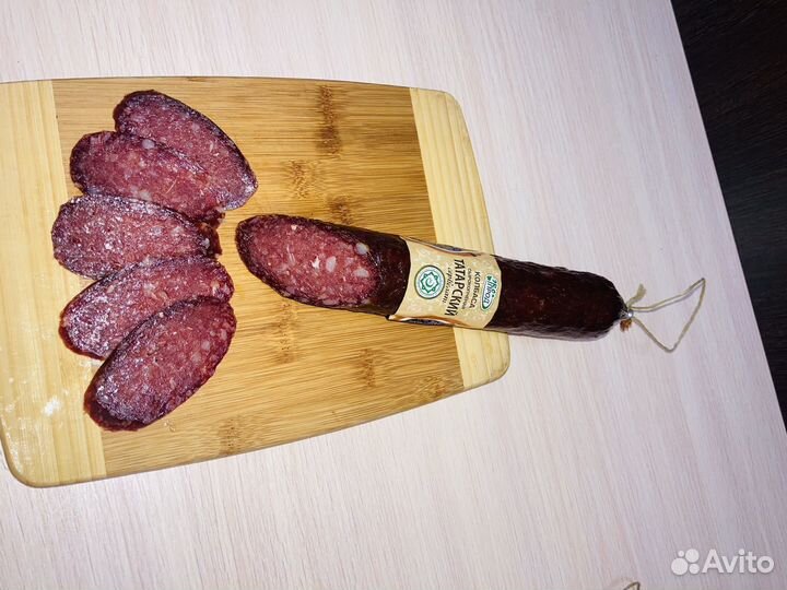 Колбаса сырокопченая