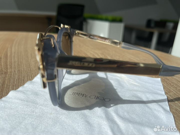 Очки солнцезащитные