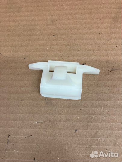 Крепление бампера Toyota Corona Premio AT211 зад