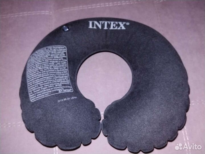 Надувная подушка для путешествий