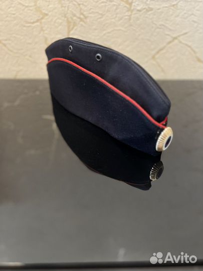 Головные уборы женские полиции