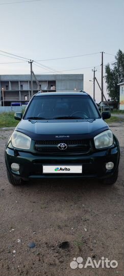 Toyota RAV4 2.0 AT, 2004, 331 000 км