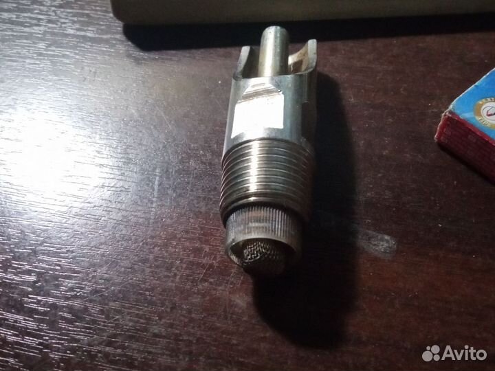 Поилка ниппельная для молодняка и отк-ных свиней