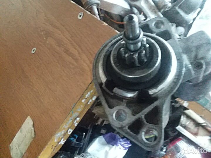 Стартер на фолцвагон гольф 3 венто 1994 год 1.8