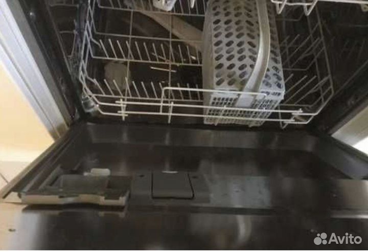 Посудомоечная машина Electrolux