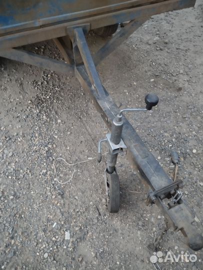 Двухосный прицеп