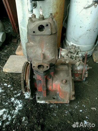 Пусковой двигатель