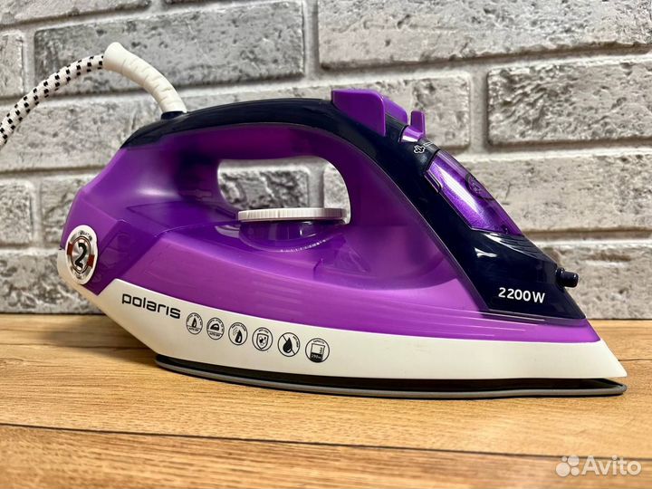 Утюг Polaris PIR 2267AK