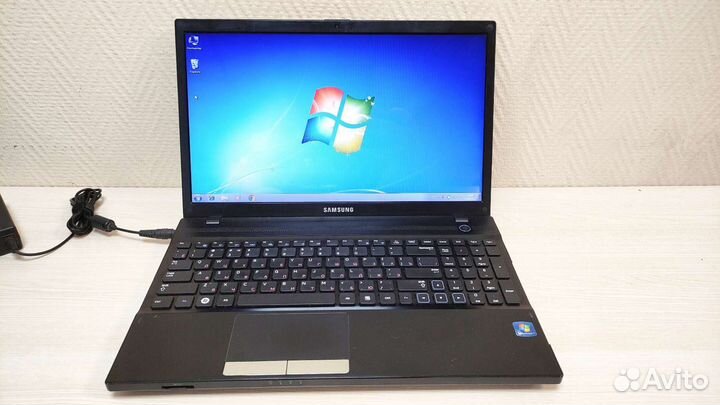 Ноутбук Samsung - 4 ядра, ssd, 1гб видеокарта