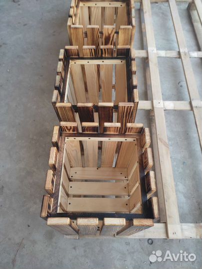 Деревянные кашпо цветник вазон