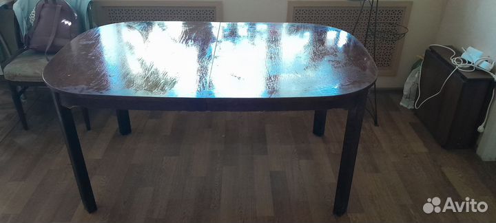 Стол из красного дерева(массив)