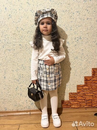 Костюм для девочки тройка
