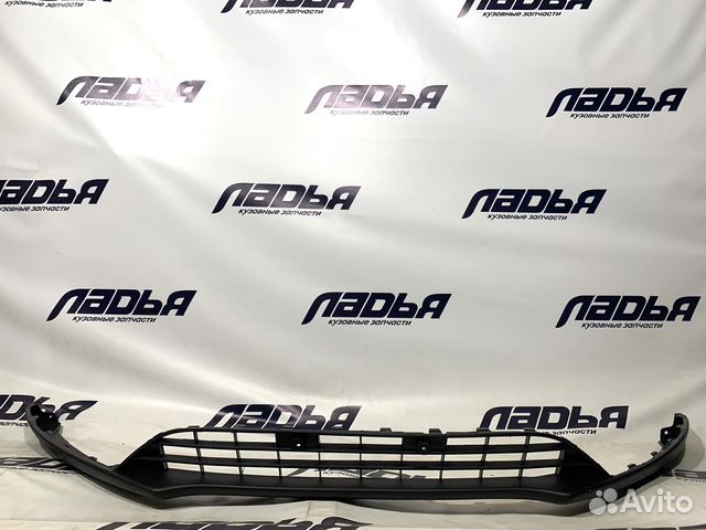 Решетка бампера Ford Focus 3(15) нижняя