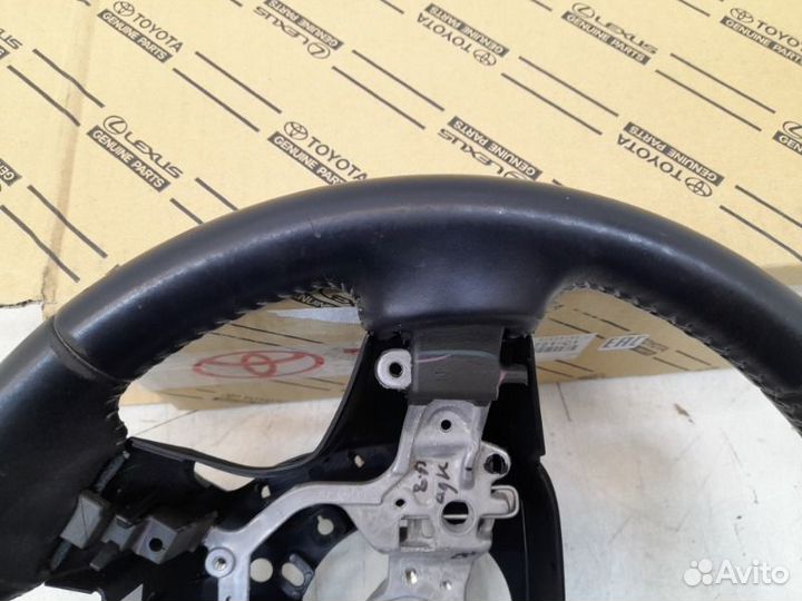 Руль Toyota Land Cruiser 200 2012-2021