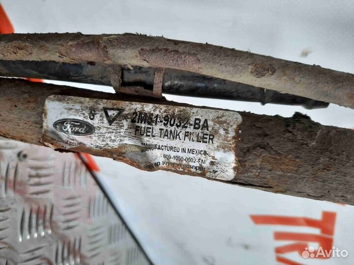 Горловина топливного бака Ford Focus 1 USA