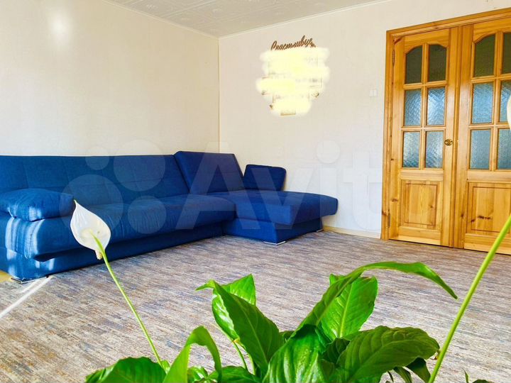 4-к. квартира, 94 м², 4/10 эт.