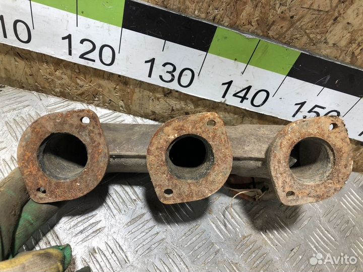 Коллектор выпускной правый E 210