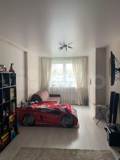 1-к. квартира, 42 м², 1/17 эт.