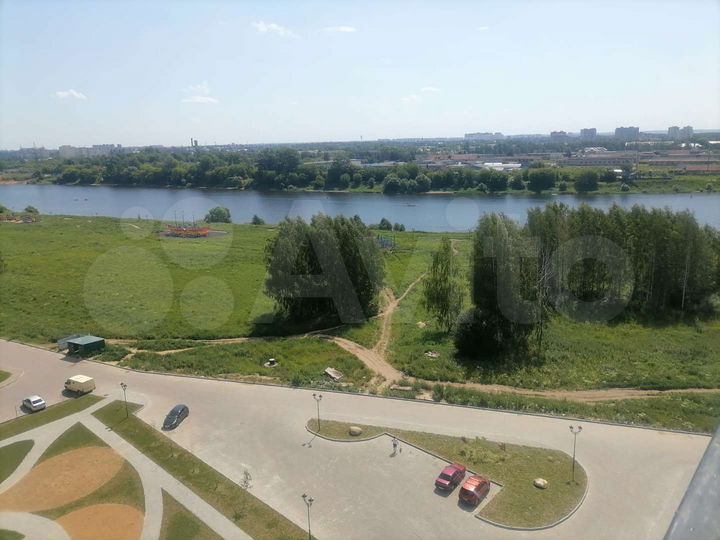2-к. квартира, 58,2 м², 8/17 эт.