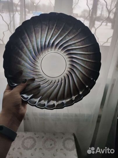 Ваза для фруктов из цветного стекла