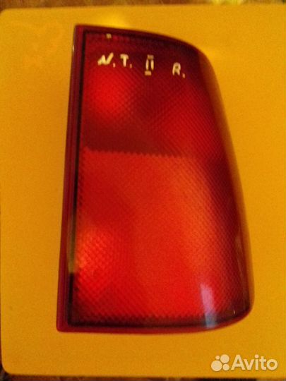 Фонарь задний правый Ниссан Террано 2