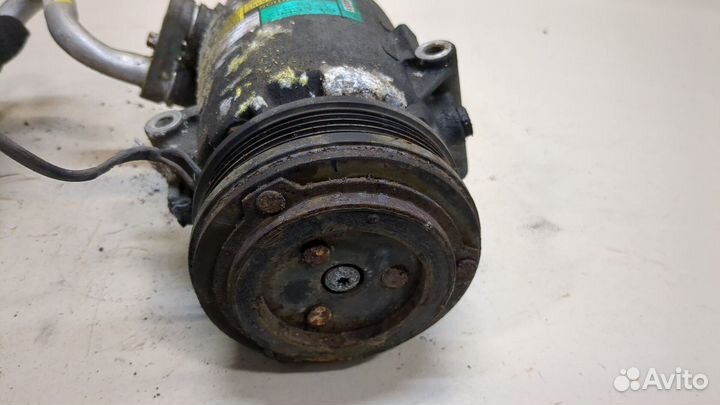 Компрессор кондиционера Opel Zafira A