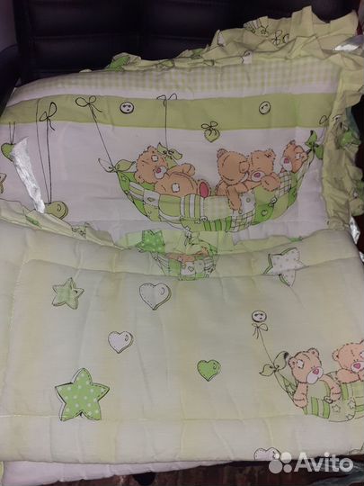 Противоударники в кроватку