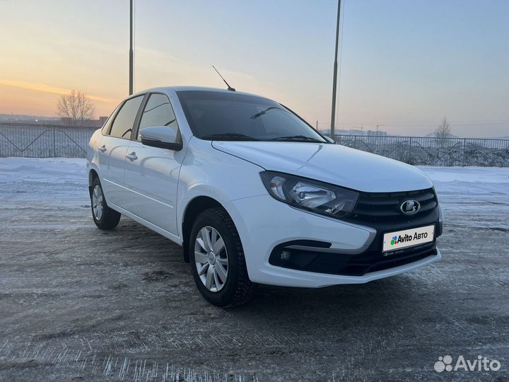 LADA Granta 1.6 МТ, 2022, 32 500 км