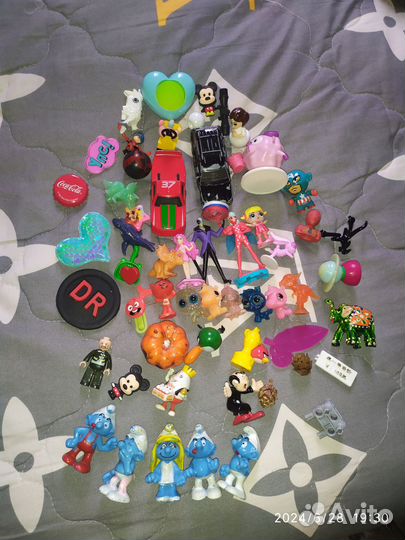 Киндер игрушки