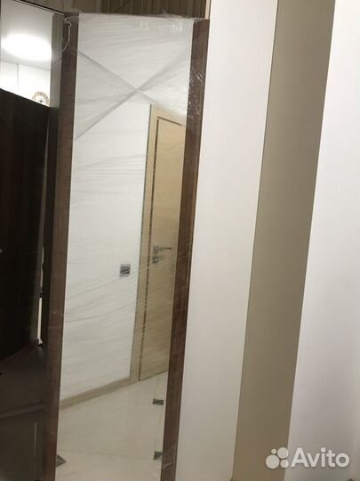 Зеркало настенное в прихожую