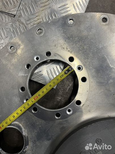 Крышка люка