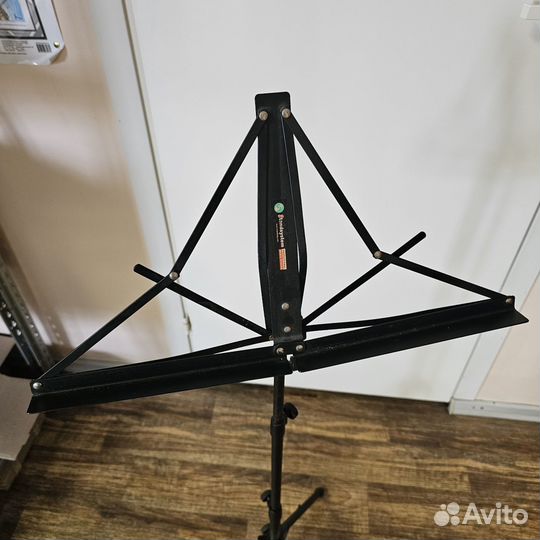 Пюпитр standsystem для нот и текста песен
