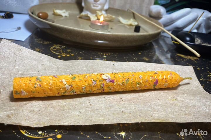 Таро. Нумерология. Свечи. Камни