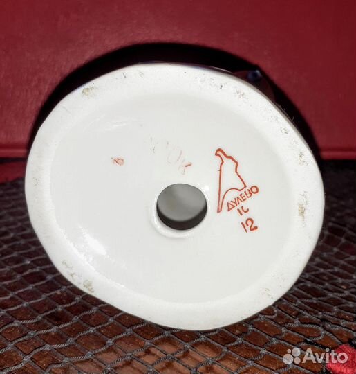 Статуэтка Девушка с самоваром