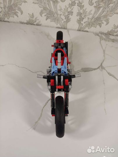 Lego Technic 42036 мотоцикл