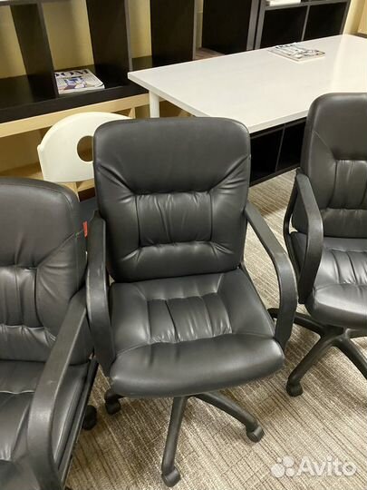 Компьютерный стул кресло