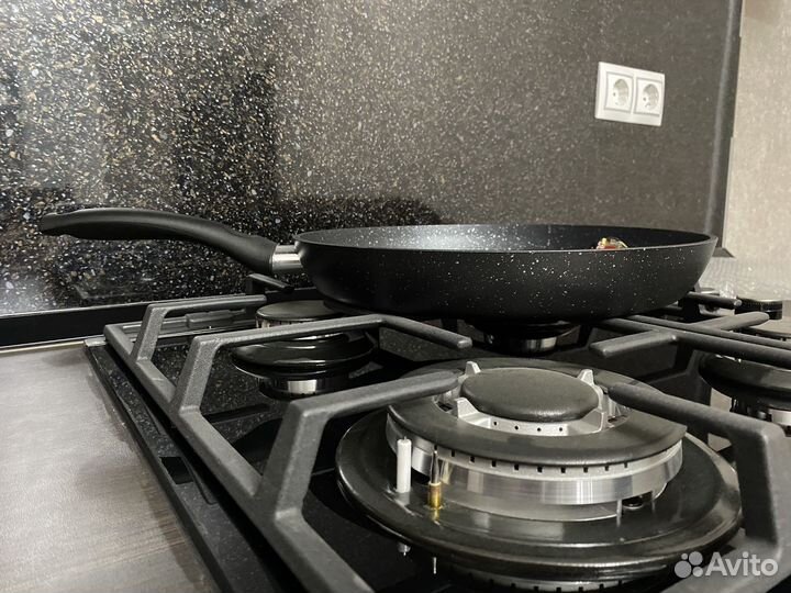 Сковорода Kukmara 30см