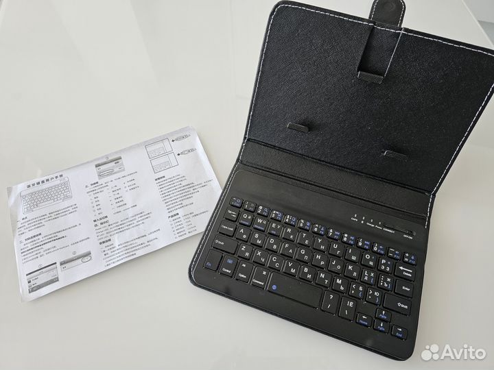 Новая bluetooth клавиатура для телефонов