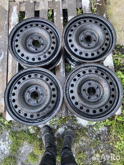 R16 5x114.3 Диски Nissan