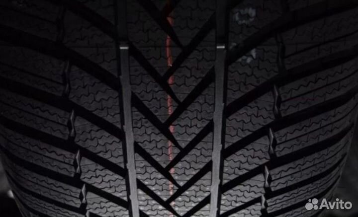 Bridgestone Blizzak LM005 DriveGuard 215/55 R17 98V