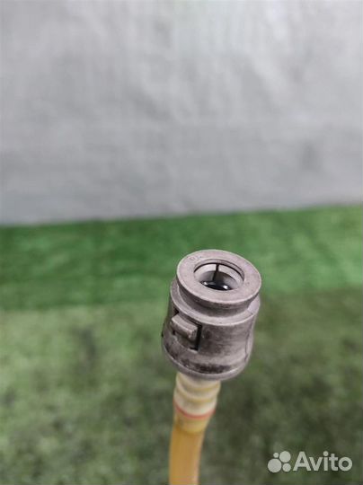 Трубка топливная BMW X3 (E83) 2004