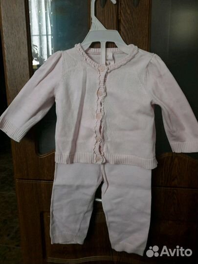 Комбинезон и костюмчик для маленькой девочки