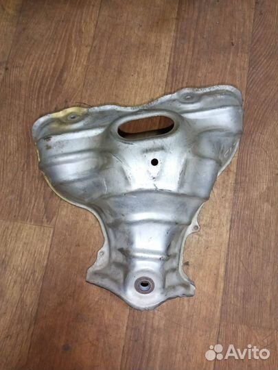 Защита (экран) выпускного коллектора Honda Partner