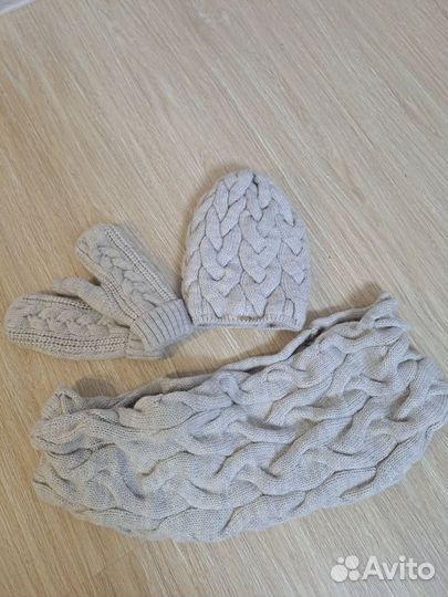 Комплект шапка и снуд зима