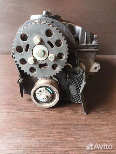 Головка блока цилиндров 038103373R volkswagen