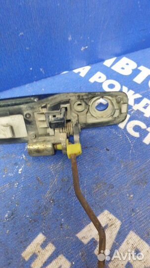 Наружная ручка. Mitsubishi Grandis минивен 2003