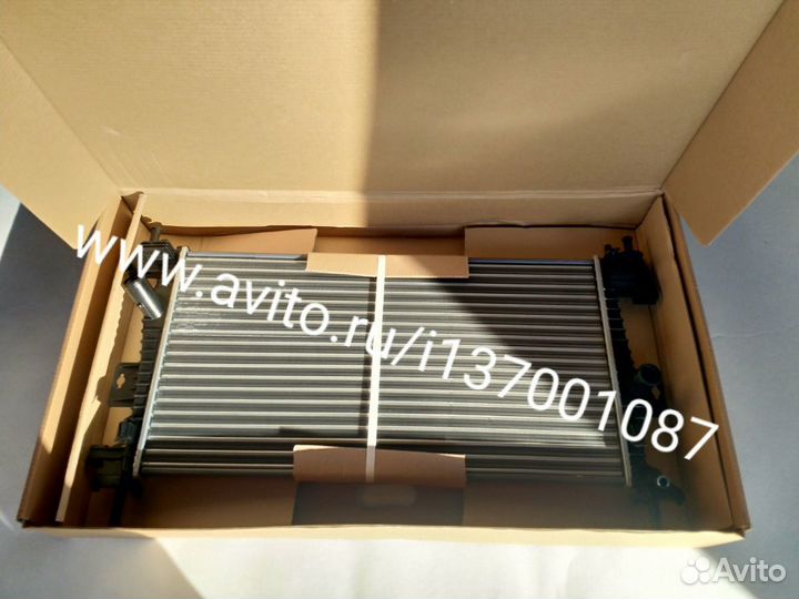 Радиатор Ford Focus 3 2010-2015 новый