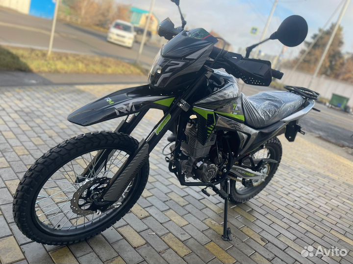 Мотоцикл Regulmoto TE 300 PR(баланс. вал)зелёный