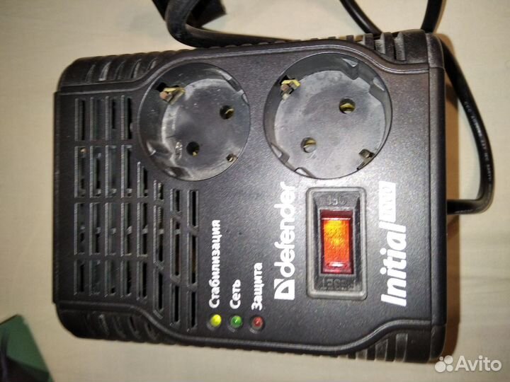 Автоматический стабилизатор напряжения