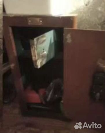 Сейф бу(ссср,древний),два ключа